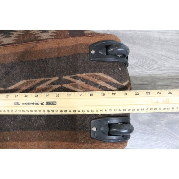 RARE PENDLETON Southwestern Aztec Blanket Wool Duffle Weekender Bag Wheels - Picture 14 of 16